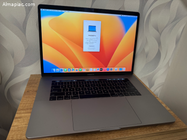 2017 MacBook Pro 15" Touch Bar, i7, 16GB RAM