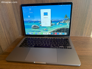 2020 MacBook Pro 13" Touchbar 16GB RAM, 500 GB, i7, Magyar bill.
