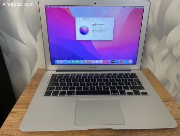 Eladó 2017 MacBook Air 13", i5, 8GB, Magyar billentyűzet