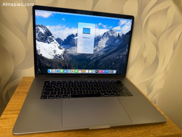 Eladó 2019 MacBook Pro 15