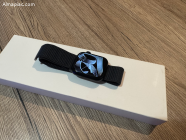 Eladó Apple Watch Series 9 45 mm Cellular