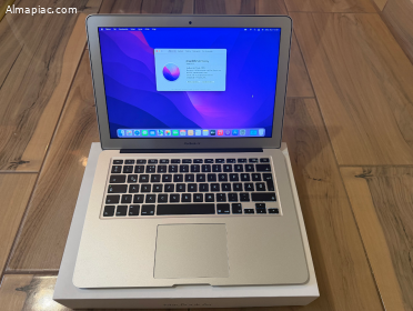 Karcmentes 2017 MacBook Air 13" Magyar bill, Dobozos, Korrekt Áron