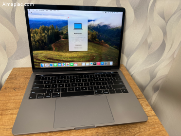 Karcmentes CTO 2018 MacBook Pro 13" Touch Bar 16GB RAM