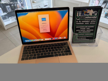 MacBook Air 2019 13" Megkímélt 8GB/128GB/1-3 hónap gar./Akku 87%/p4589