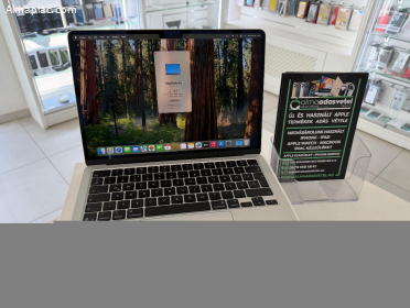 MacBook Air M4 13"16GB 256ssd/Hibátlan/2026.szep.14.Apple Gar./Akku 10