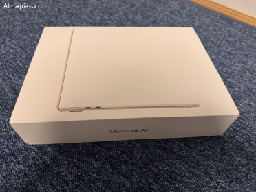 Szuper Akció ÚJ Bontatlan MacBook Air 13" M3 512GB STAIRLIGHT magyar